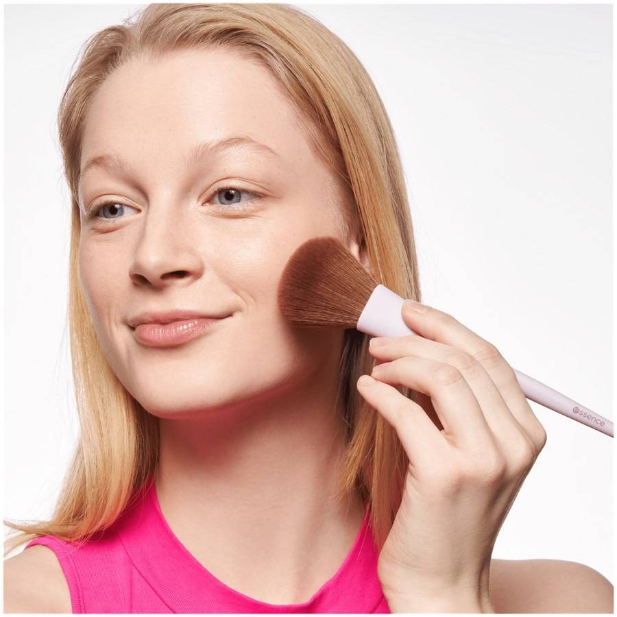 Essence Pinsel 2025