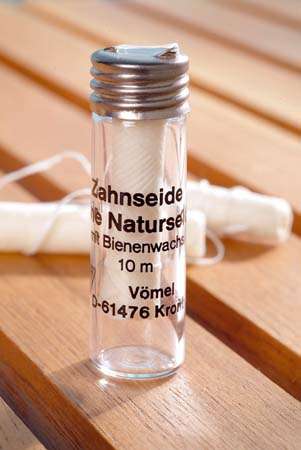purenature Dental Floss Waxed (Natural Silk) Meist gekauft