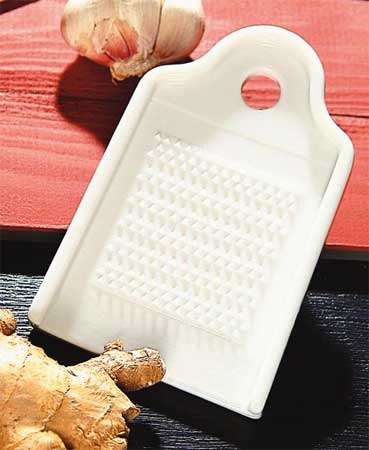 purenature Porcelain Ginger & Garlic Grater im Angebot