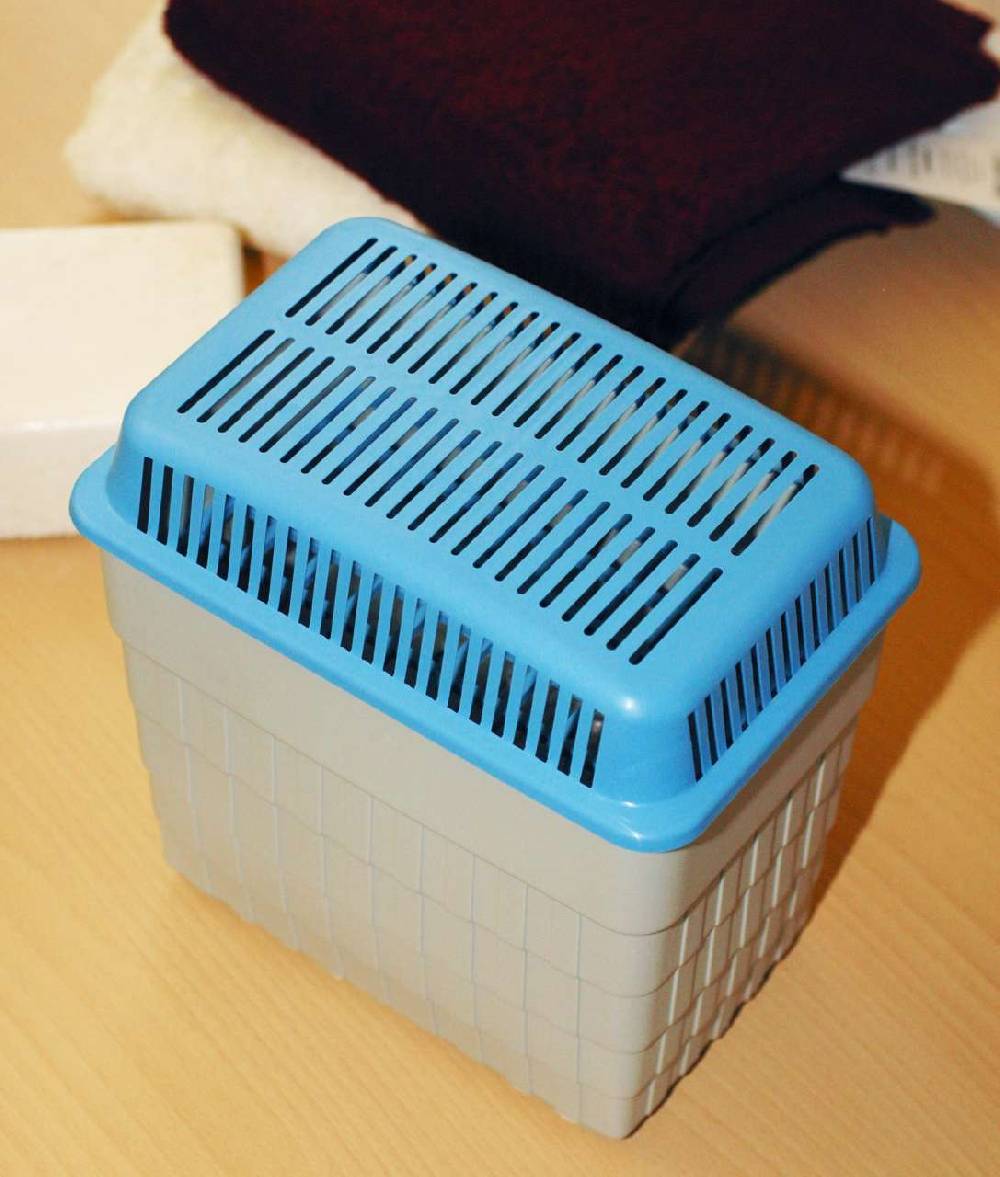 wenko Dehumidifier (2 kilos) Kauf eins, bekomm eins gratis