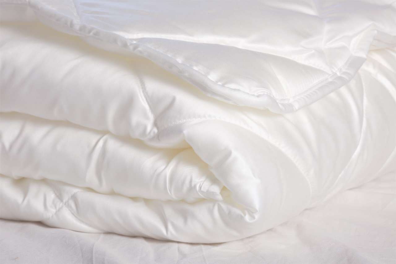 purenature Lightweight Tencel summer duvet with lyocell cover and filling Fabrikladen
