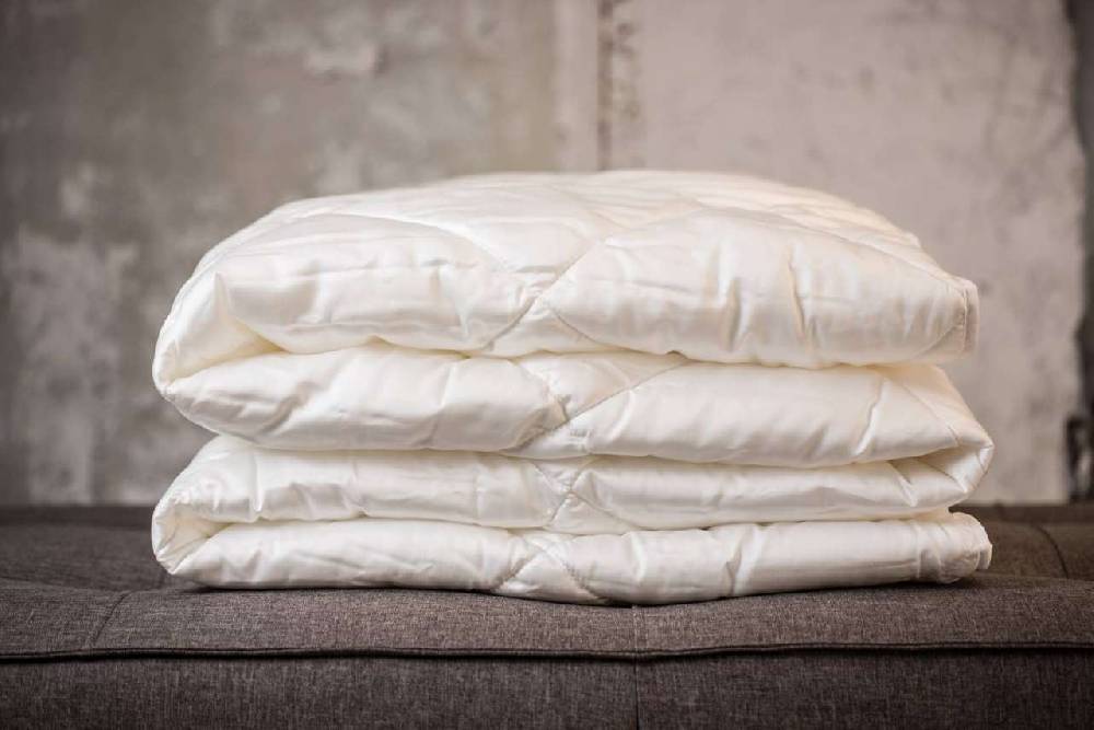 purenature Lightweight Tencel summer duvet with lyocell cover and filling Fabrikladen