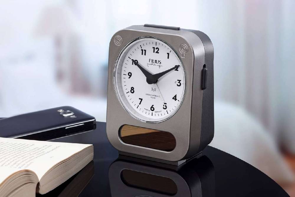 listing/manufacturer/sSupplier/313 Filius solar alarm clock,color titanium Auslauf