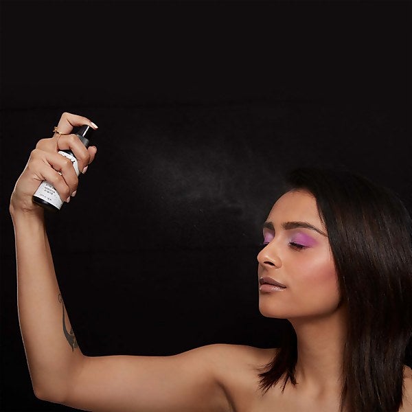 NYX Professional Makeup Make Up Setting Spray - Dewy Finish/Long Lasting Angebote