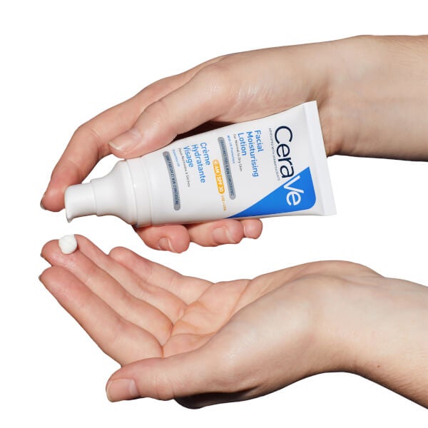 CeraVe AM Facial Moisturising Lotion SPF30 with Ceramides for Normal to Dry Skin 52ml Outlet