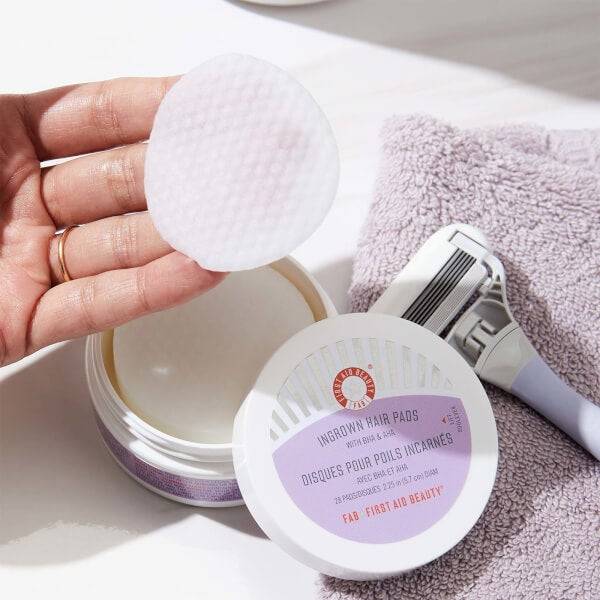 First Aid Beauty Bye Bye Bumps – Best of Body Kit Outlet