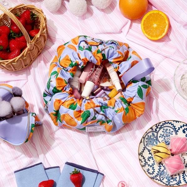 The Flat Lay Co. Drawstring Makeup Bag - Mediterranean Oranges Meist gekauft
