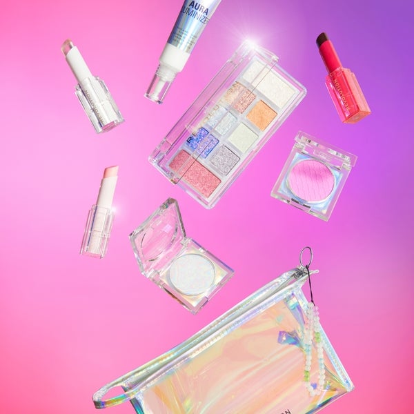 Makeup Revolution Mood Switch Holographic Makeup Bag Angebote