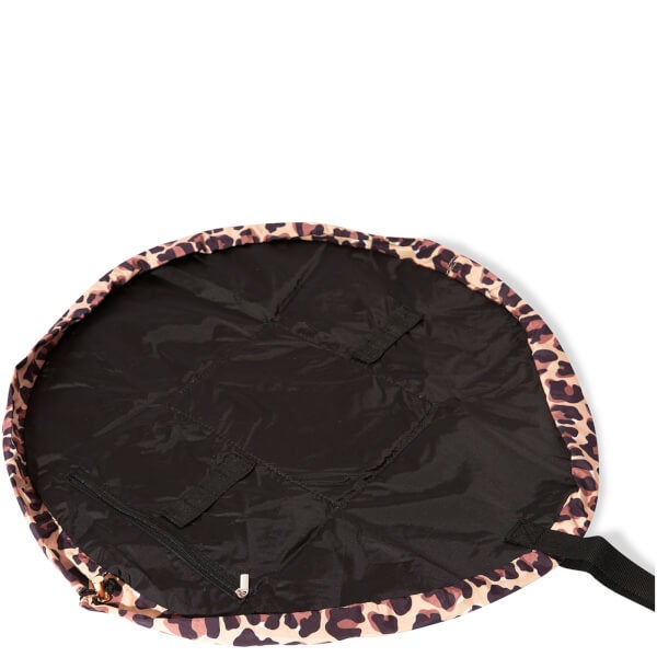 The Flat Lay Co. Drawstring Bag - Leopard Print Sonderangebot der Fabrik