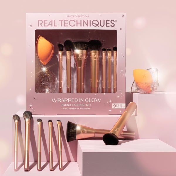 Real Techniques Wrapped In Glow Brush + Sponge Set 50% Rabatt mit kostenlosem Versand