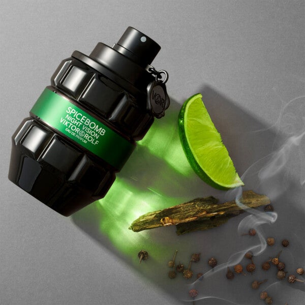 Viktor & Rolf Spicebomb Night Vision Eau de Parfum - 90ml 50% Rabatt mit kostenlosem Versand