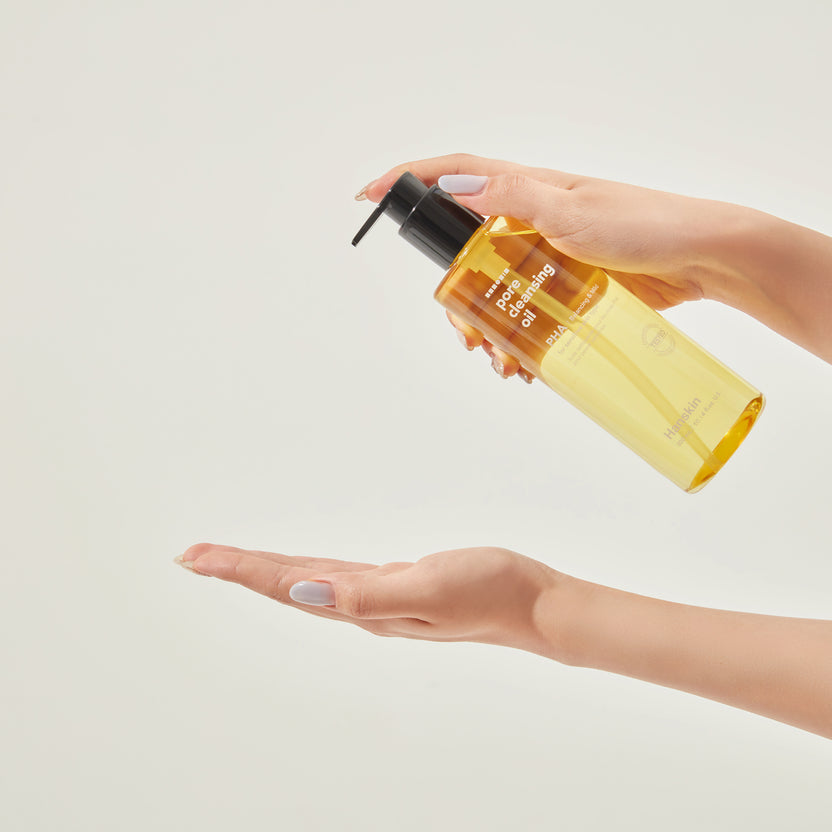 Hanskin Pore Cleansing Oil PHA (300ml) Outlet