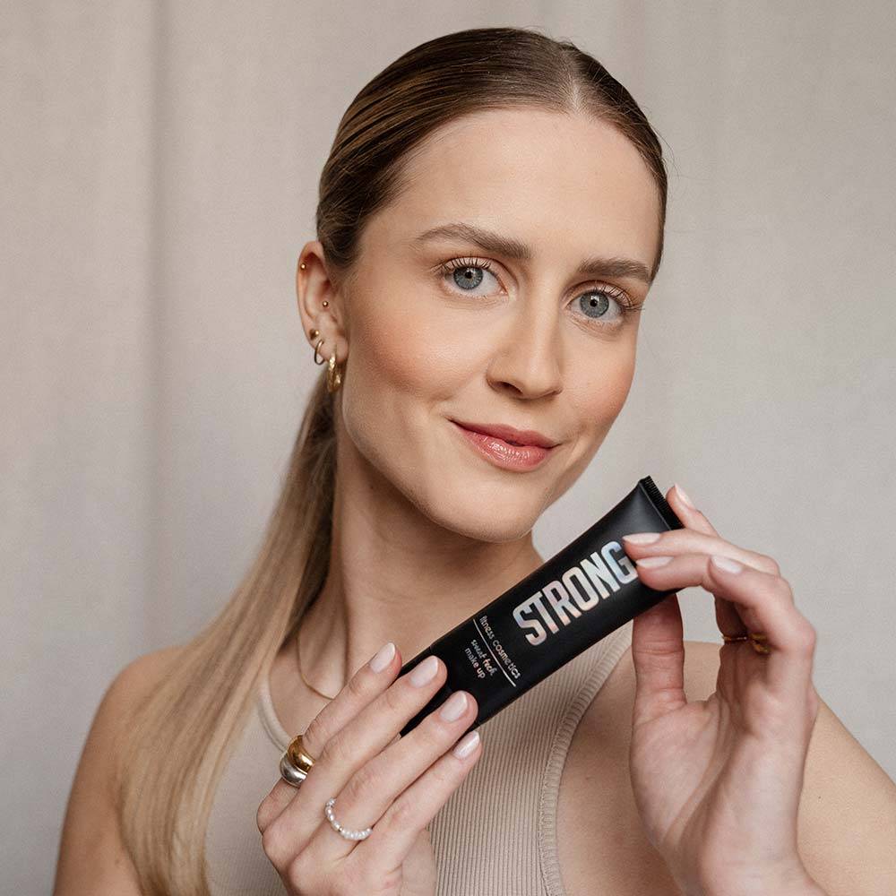 Strong Cosmetics Make-up Online